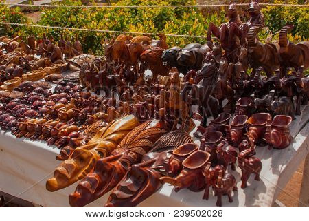 Souvenirs From Cuba. Sale Of Souvenirs For Tourists. Wooden Toys, Masks, Figurines Of Animals: Eleph