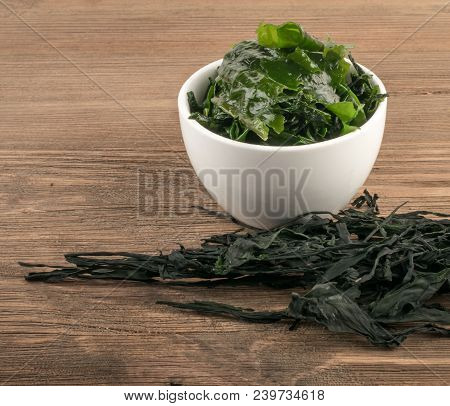 Dry Wakame Seaweed