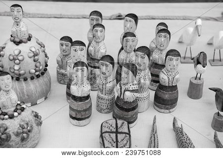 Boca De Valeria, Brazil - December 03, 2015: Souvenirs Of Wooden Figurines, Birds And Animals On Whi