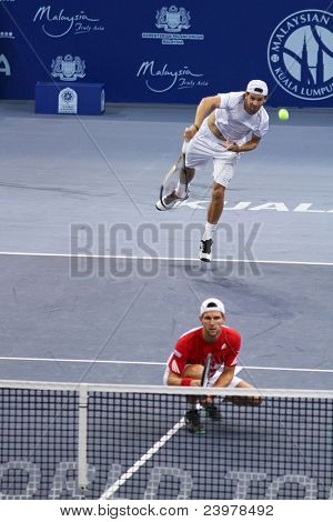 บูกิตคิท - 01 oct: Philipp Petzschner เสิร์ฟใน partn นี้เกมภาพซ้อน semi-final มาเลเซียเปิด