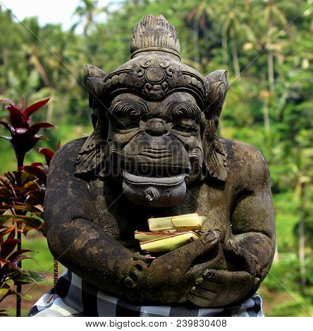 Canang Sari..balinese Daily Offering. One Of Bali Statue