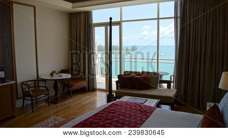 Pulau Langkawi, Malaysia - Apr 4th 2015: Comfy Bed In A Luxury Hotel Suite At The Danna, Colonial Ro