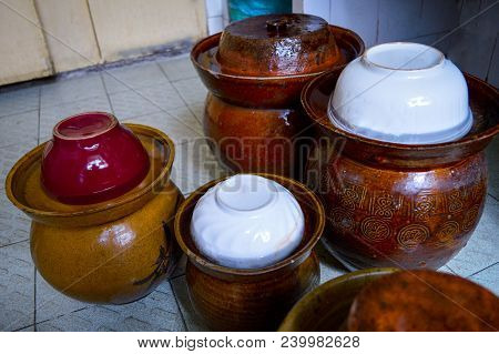 Traditional Chinese Pickle Jars For Homemade Pickled Veggetables.