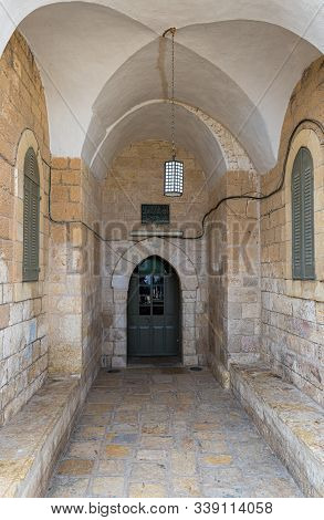 Jerusalem, Israel, December 07, 2019 : Entrance To The Mosque And The Muslim Part Of The Grave Of Th