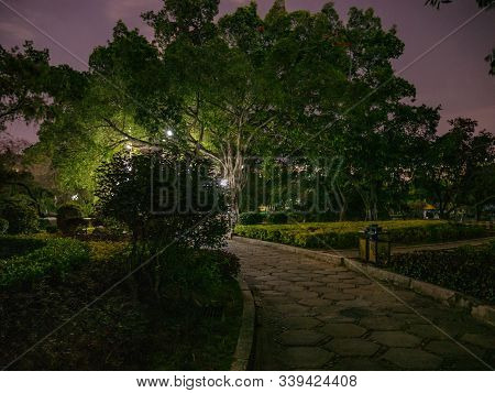Beautiful Nature In Jinshan Public Park In The Night At Shantou City China.shantou City Guangdong Pr