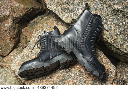 Leather Black Women's Rough Boots With Thick Soles On A Background Of Stones, Fashionable Lace-up Bo