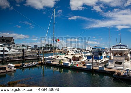 Boston, Usa  - July 2 ,2016: Entrance To Boston Waterboat Marina.located On Historic Long Wharf In B