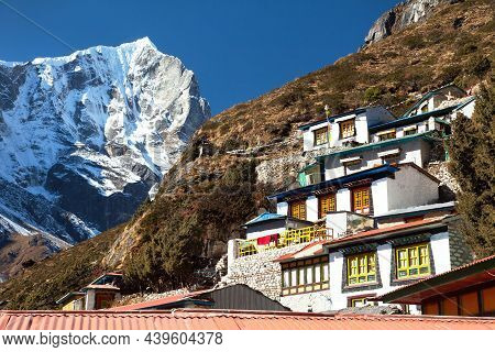 Thame Village, Thame Gompa And Himalaya Mountains Sagarmatha National Park, Nepal