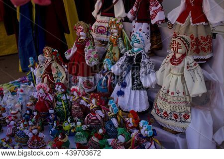Korosten', Ukraine - September 4, 2021: An Open-air Traditional Craft Fair On A City Street. Shown A