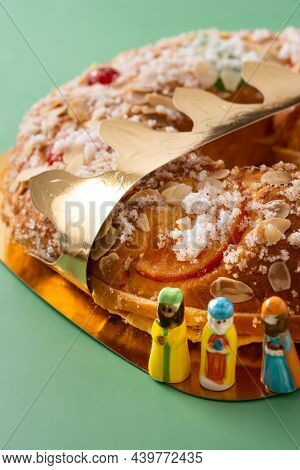 Spanish Typical Epiphany Cake 