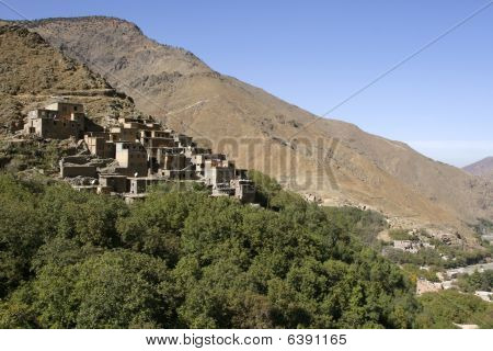 Domy v obci Imlil v národní Park Toubkal, Maroko