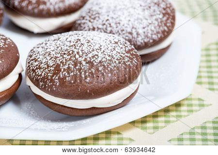 Whoopie Pie Chocolate Cakes