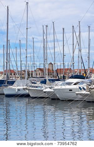 Yachts Reflections