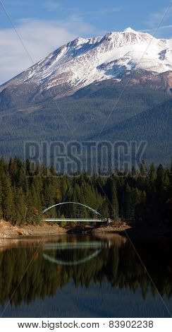 Mt Shasta Mountain Siskiyou Lake Bridge California Recreation Landscape