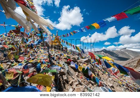 Khardungla Pass shrine