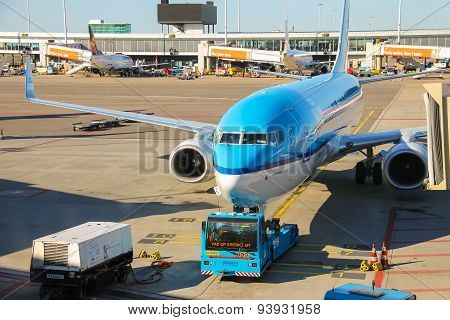 Maintenance Of Aircraft On The Airfield At The Airport Amsterdam Schiphol, Netherlands