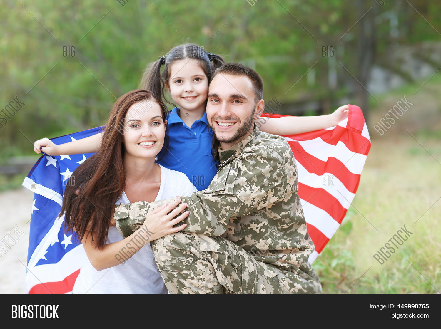 US Army Soldier Family Image & Photo (Free Trial) Bigstock