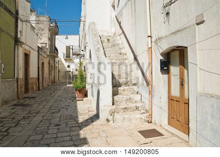 Alleyway. Sammichele di Bari. Puglia. Southern Italy.