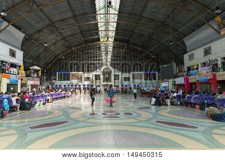 Central Hall Of Hua Lamphong Railway Station In Bangkok.