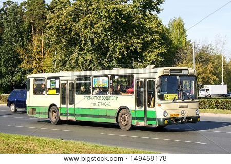Mercedes-benz O307