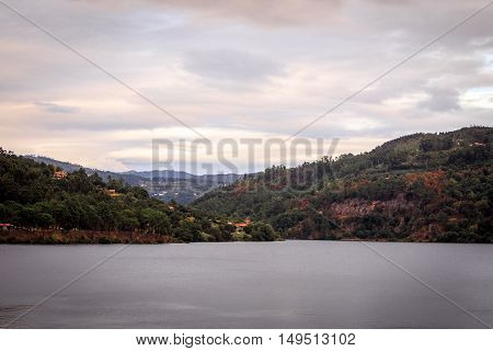 Paranoramic view over the hills and river