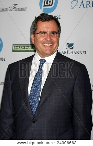 LOS ANGELES - 27 syyskuu: Peter Chernin saapuvat LA's lupaus 2011-gaalassa Grand Ballroom, Hol