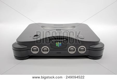 Nintendo 64 : Bangkok, Thailand - July 12, 2018
