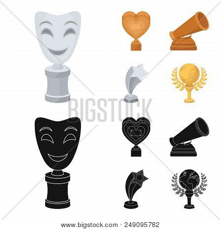 White Mask Mime For The Best Drama, A Prize In The Form Of The Heart And Other Prizes.movie Awards S