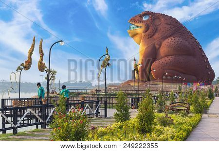 Yasothon, Thailand - February 22, 2016 : Statue Of Phaya Kan Kark (or Toad King) In Yasothon, Thaila