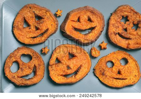 Roasted Sweet Potato Carving Funny Faces, Halloween Symbol, Creative Food