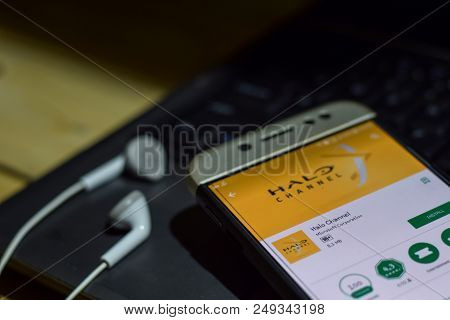 Bekasi, West Java, Indonesia. October 6, 2018 : Halo Channel Dev App On Smartphone Screen. Halo Chan