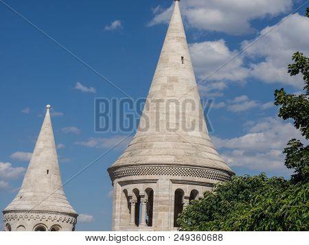 Budapest, the famos  capital city of hungary