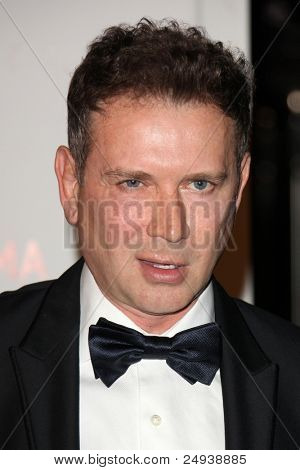 LOS ANGELES - 5 NOV: Eugene Sadovoy arrive au LACMA Art + Film Gala à LA County Museum of Art