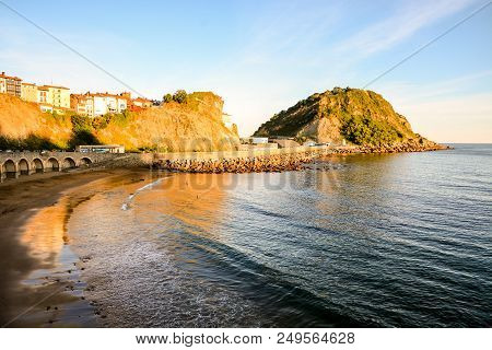 Photo Picture Landscape In Town Of Getaria Basque Country Spain