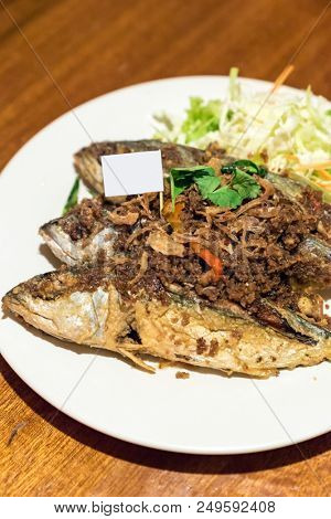 Fried Mackerel with shrimp paste