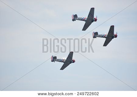 Chicopee, Ma - Jul 14: Geico Skytypers At The 2018 Great New England Airshow At Westover Air Reserve