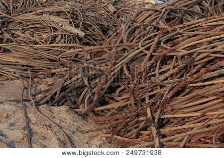 Rusted Steel Wire Scrap.wire Rope - Heavy Duty Steel Wire Cable