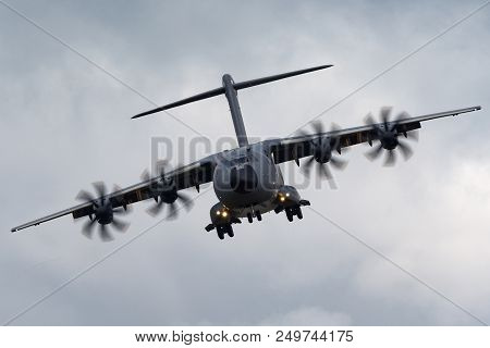 Raf Fairford, Gloucestershire, Uk - July 12, 2014: Airbus Military (airbus Defense And Space) A400m 