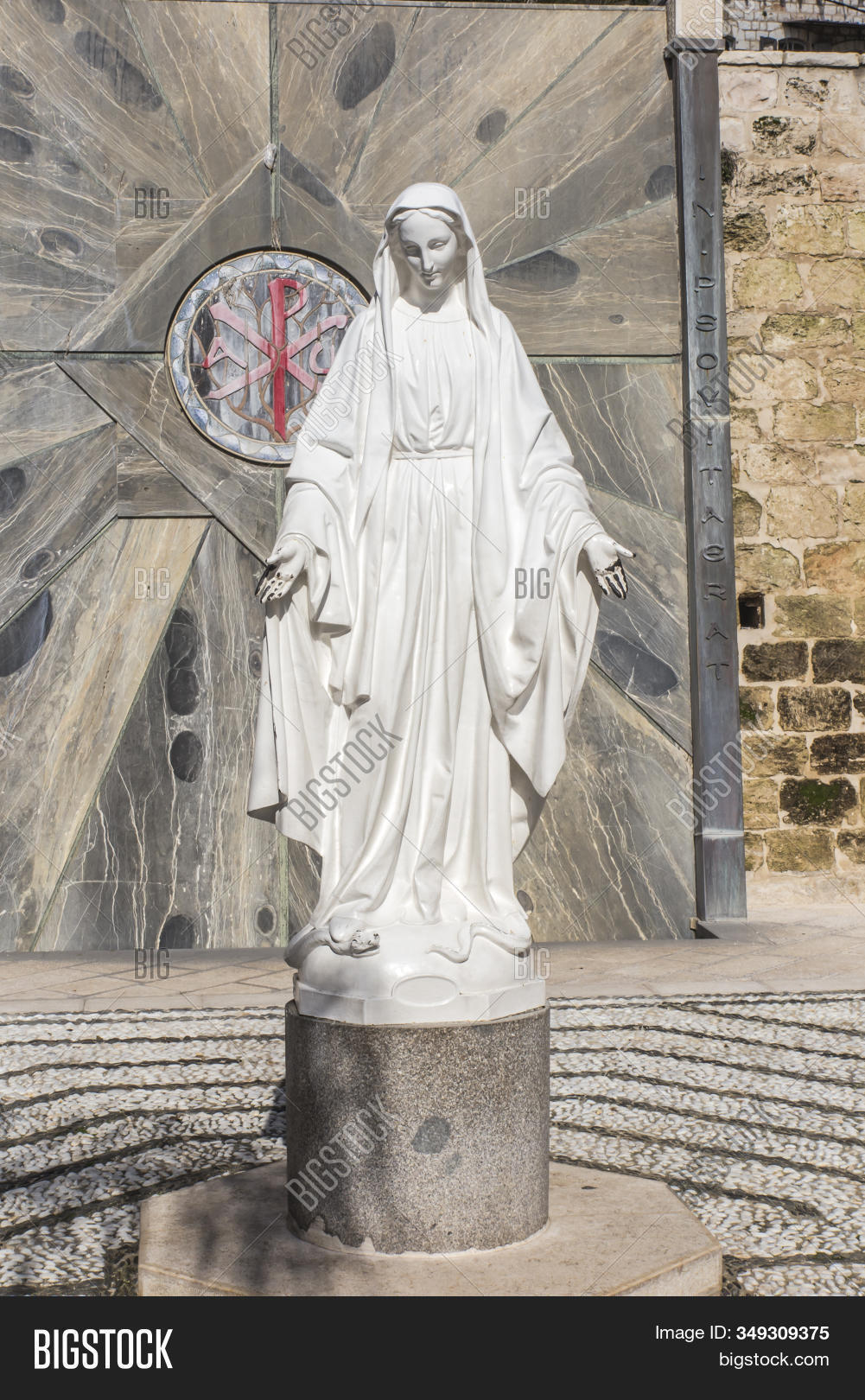 Virgin Mary Statue Image & Photo (Free Trial) Bigstock