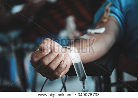 Donating Blood For Transfusions : Blood Donation And Blood Donor,  Hemolytic Transfusion Bank Concep