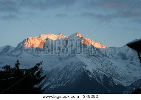 Alp puesta del sol