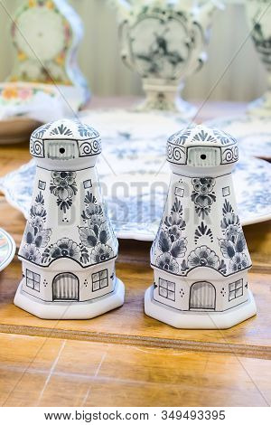 Delft, Netherlands - April 8, 2016: Pottery Workpieces With Hand Painting Of Delftware In Pottery Fa