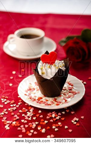 Sweet Love Cupcakes, ,valentines Day Concept And Selrctive Focus