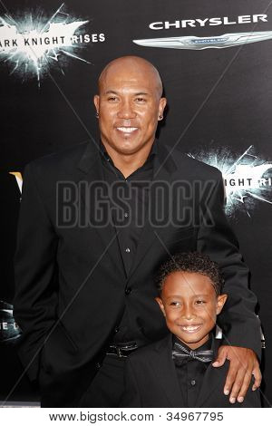 NEW YORK-juli 16: Atlet Hines Ward og søn Jaden deltage i uropførelsen af 