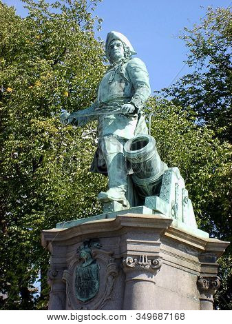 Oslo, Norway - August 08 2010: Statue Of Norwegian-danish Vice Admiral Peter Wessel Tordenskjold Osl