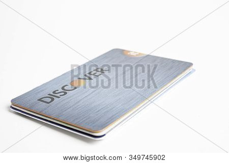 Vidalia, Georgia / Usa - June 29, 2019: A Close-up Studio Shot Of One Of Discover Credit Cards Set O