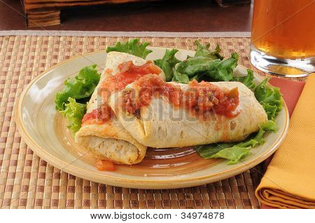 牛肉と豆 Chimichagas