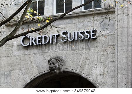 Zurich, Switzerland - October 26, 2013. Credit Suisse In The Swiss Financial Center Of Zurich City. 