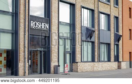 Confectionery Chocolate Factory Roshen In Kiev. Emblem Of The Roshen Company. Business Owned By Form