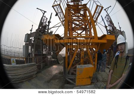 Power plants under construction